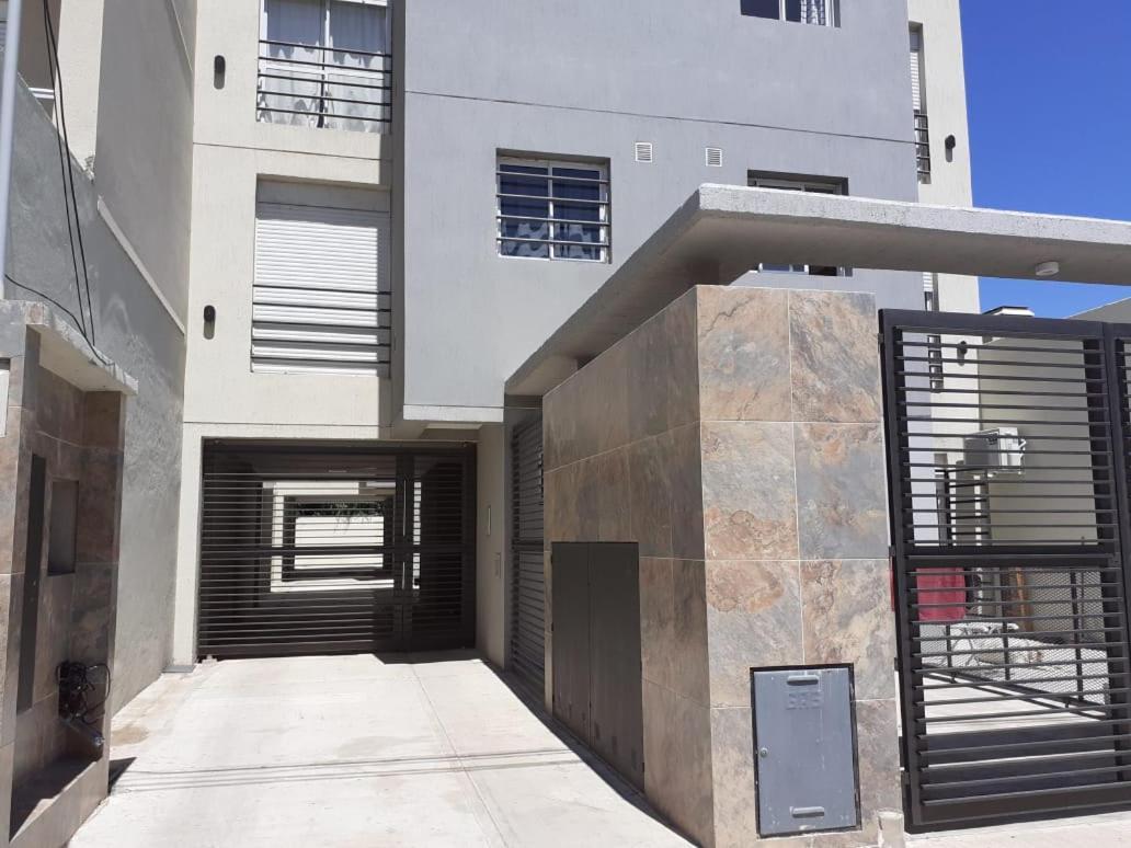 Appartamento Departamento Witcomb Con Estacionamiento Bahía Blanca Esterno foto
